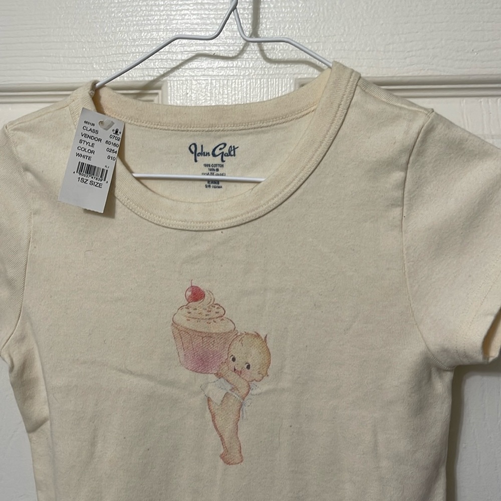 My daughter’s shirt. Didn’t fit her.